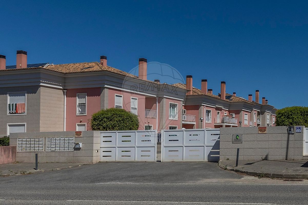 listing 125861060-40 picture-0