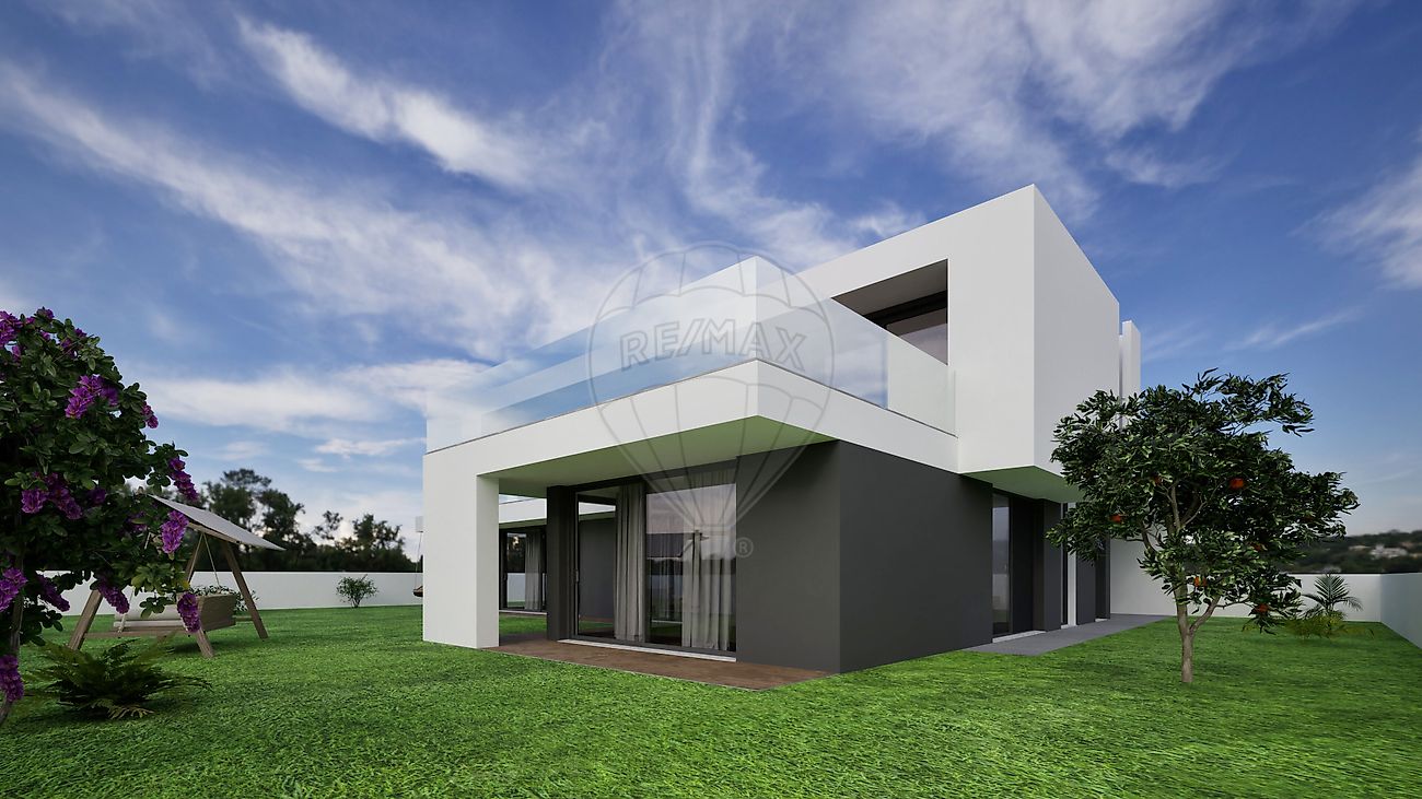 Moradia T4 para venda