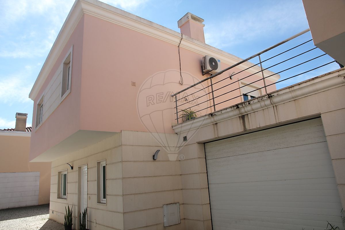 Moradia T2 para venda