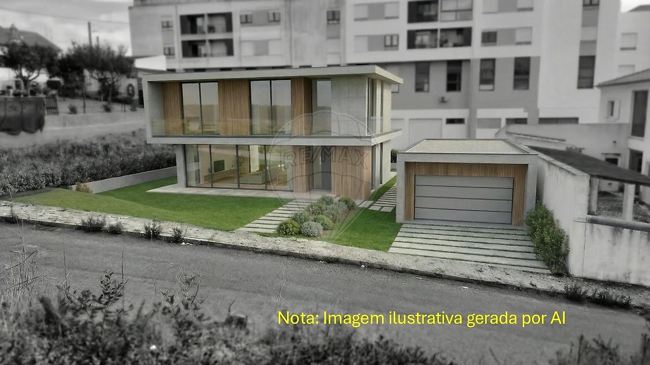 Terreno à venda em Torres Vedras