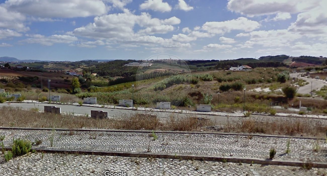 Terreno  à venda em Lourinhã