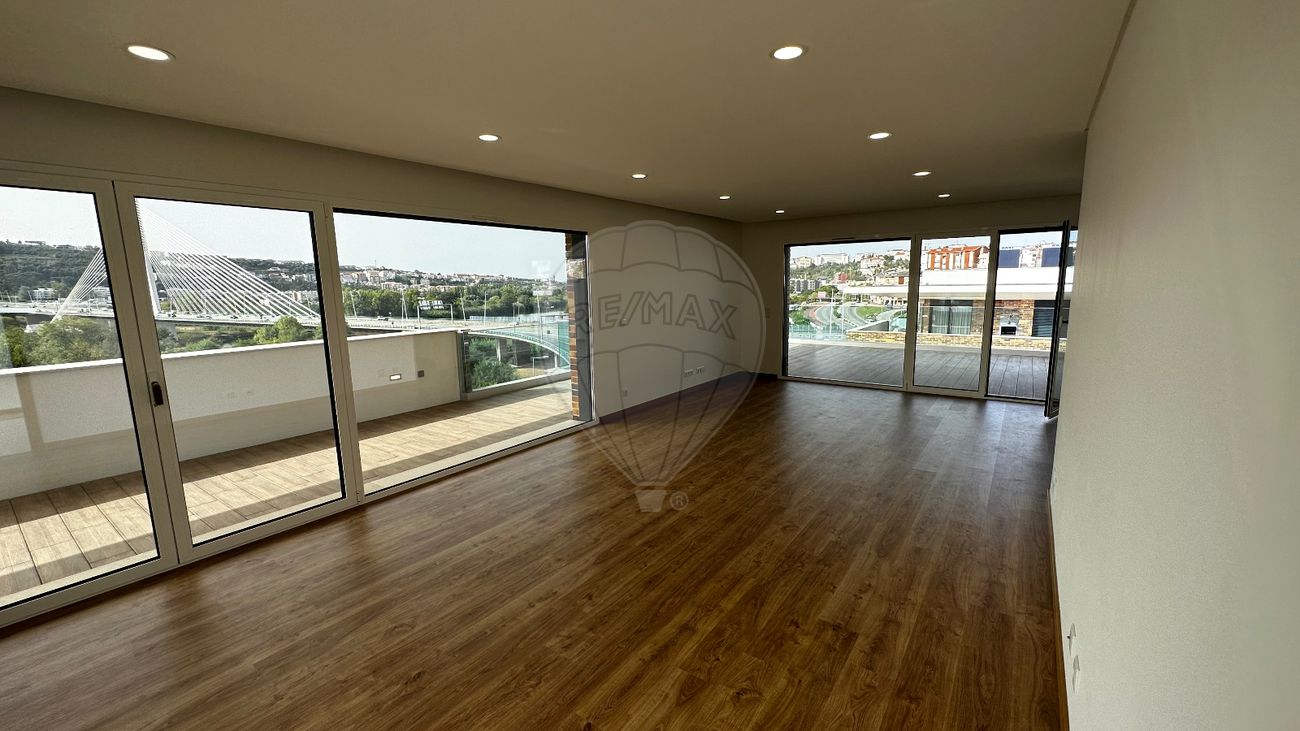 listing 125871065-50 picture-0