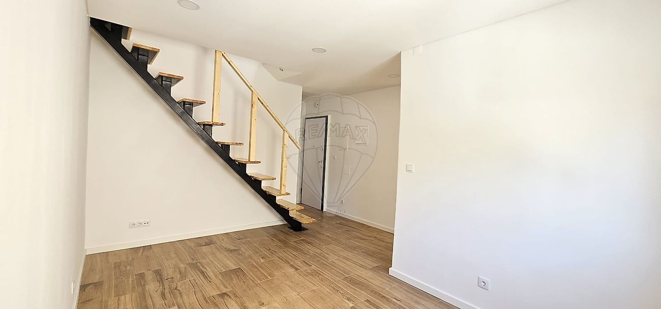 listing 125871049-104 picture-0