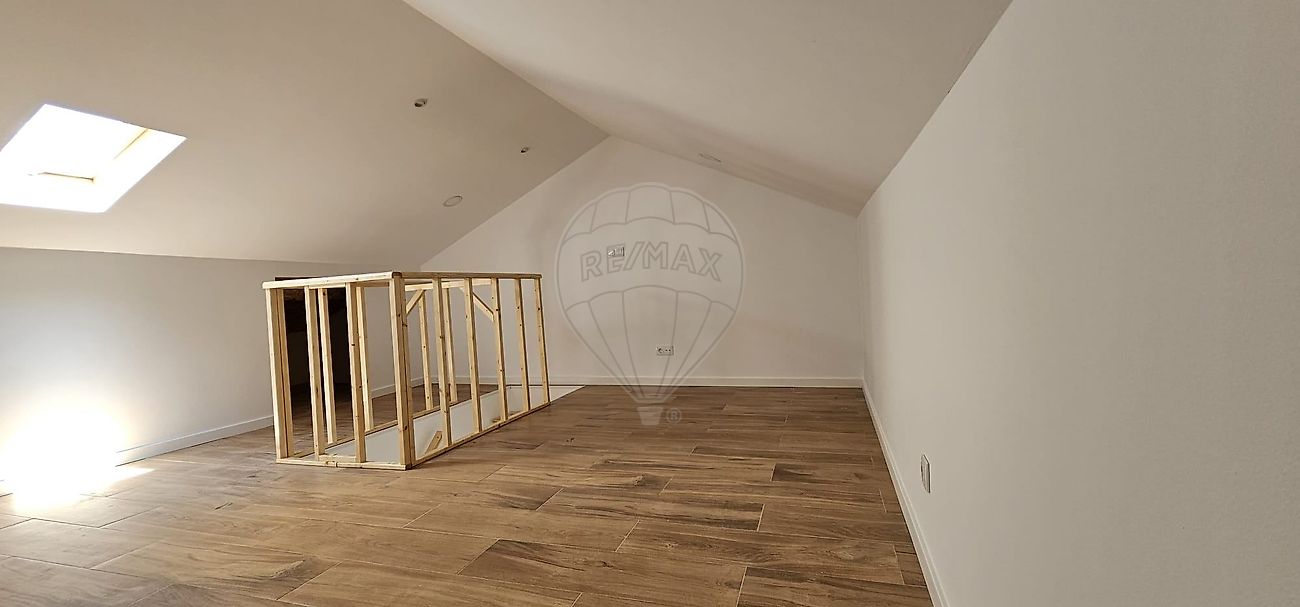 listing 125871049-104 picture-0