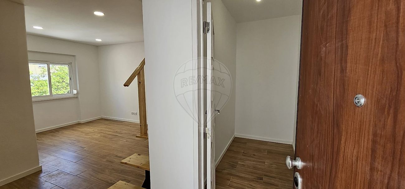 listing 125871049-104 picture-0