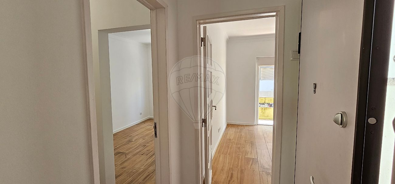 listing 125871049-104 picture-0