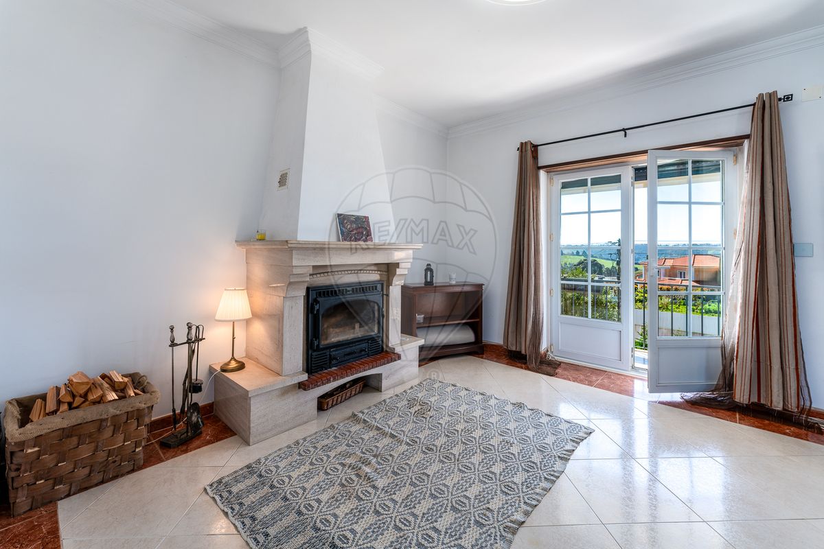 listing 125871049-105 picture-0