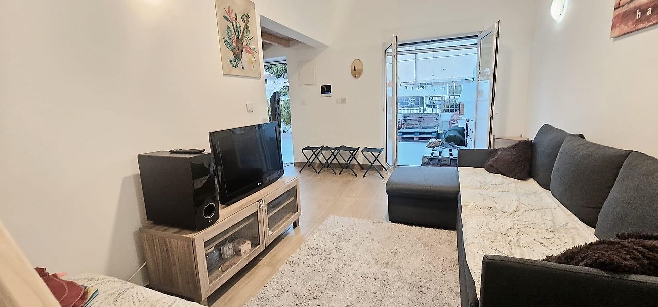 listing 125871099-39 picture-0