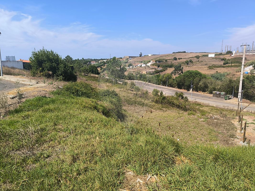 Land for sale in Mafra, Portugal — €110,000
