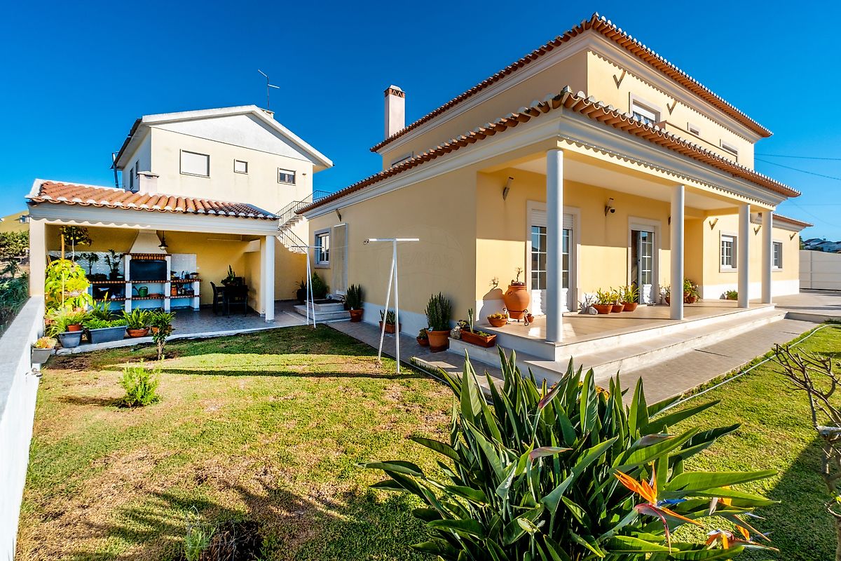 Moradia T4 à venda em Mafra