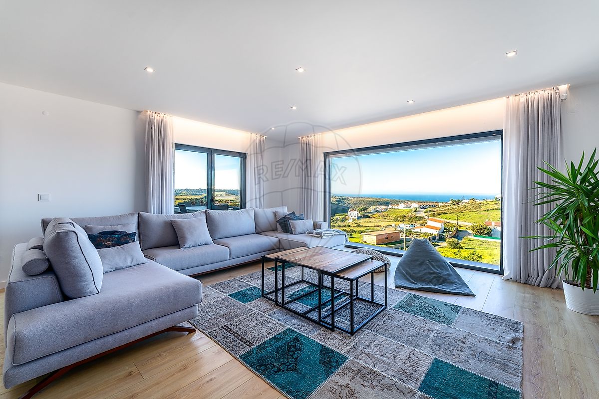 Moradia T4 à venda em Mafra