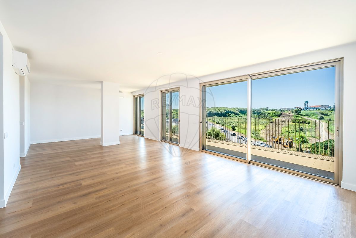 Apartamento T4 à venda em Oeiras