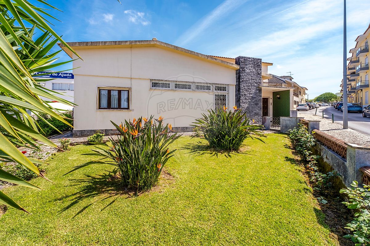 Moradia T4 à venda em Mafra