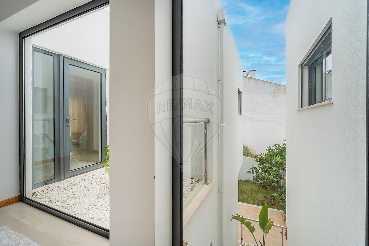Moradia T3 à venda em Torres Vedras (São Pedro, Santiago, Santa Maria do Castelo e São Miguel) e Matacães, Torres Vedras — foto 29