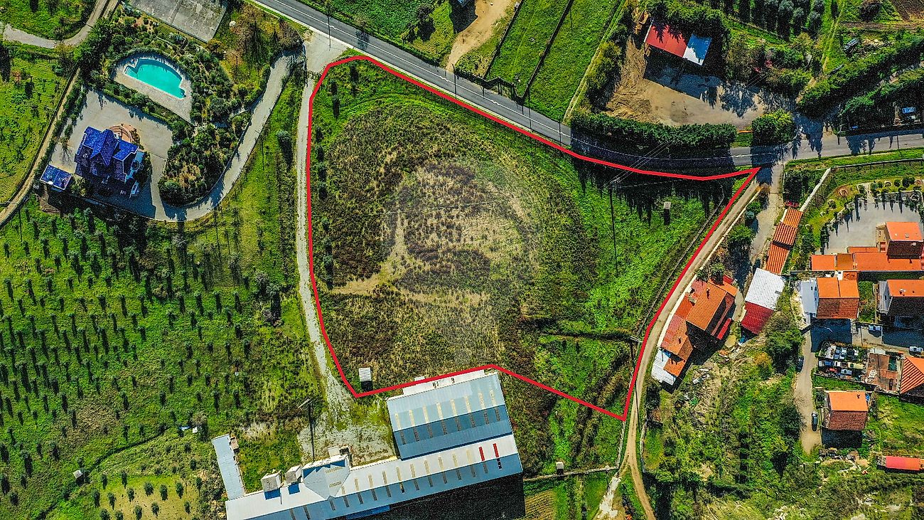 Land for sale in Mirandela, Portugal — €159,900