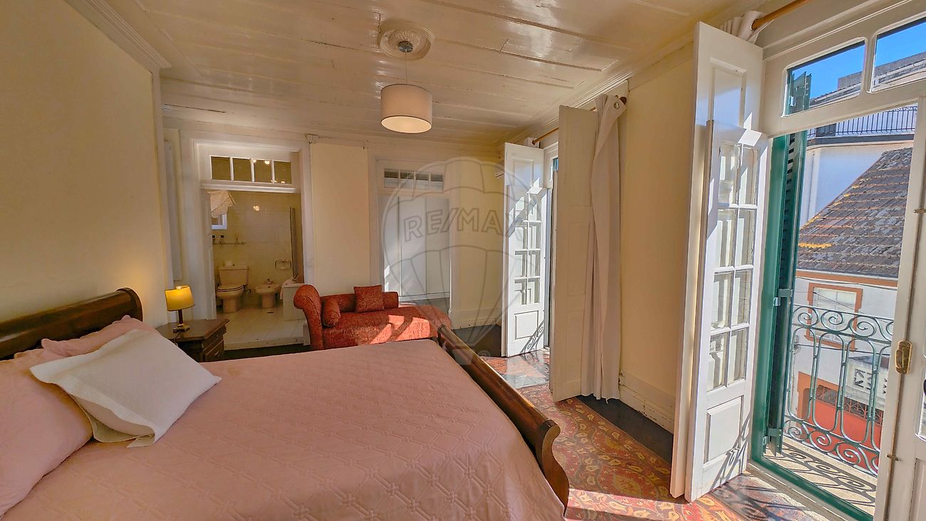 listing 125891012-74 picture-0