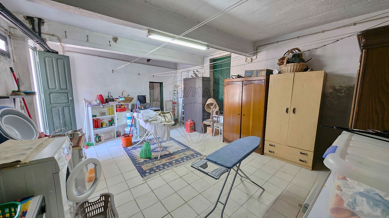 listing 125891012-74 picture-0