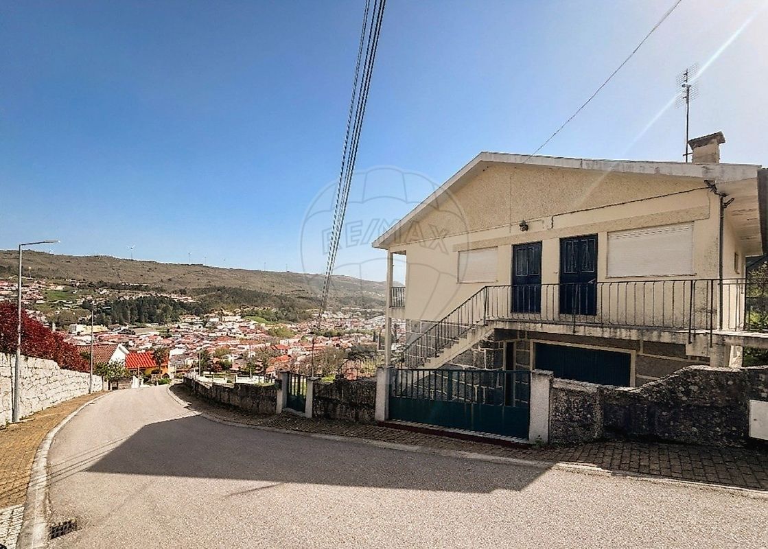 Moradia - Vila Pouca de Aguiar, Vila Pouca de Aguiar, Vila Real