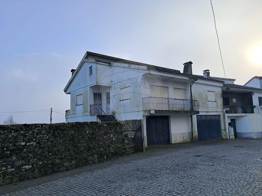 Moradia - Provesende, Gouvães do Douro e São Cristóvão do Douro, Sabrosa, Vila Real