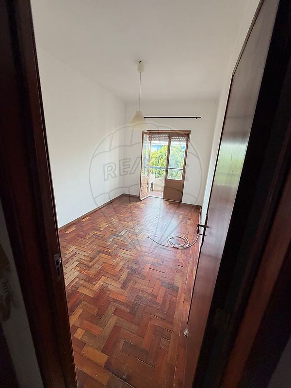 Apartamento T2 à venda em Santo António da Charneca, Barreiro — foto 4