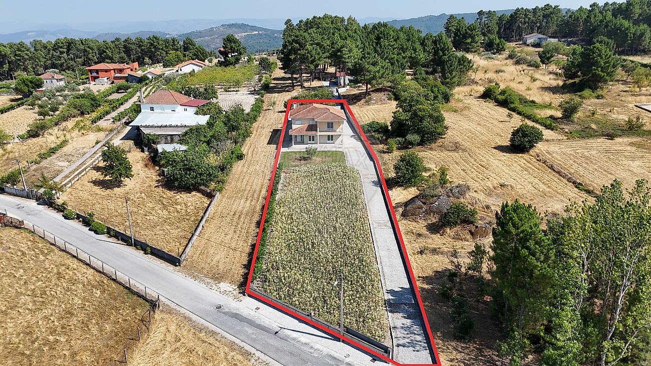 Moradia T5 à venda em Fiolhoso, Murça — foto 7