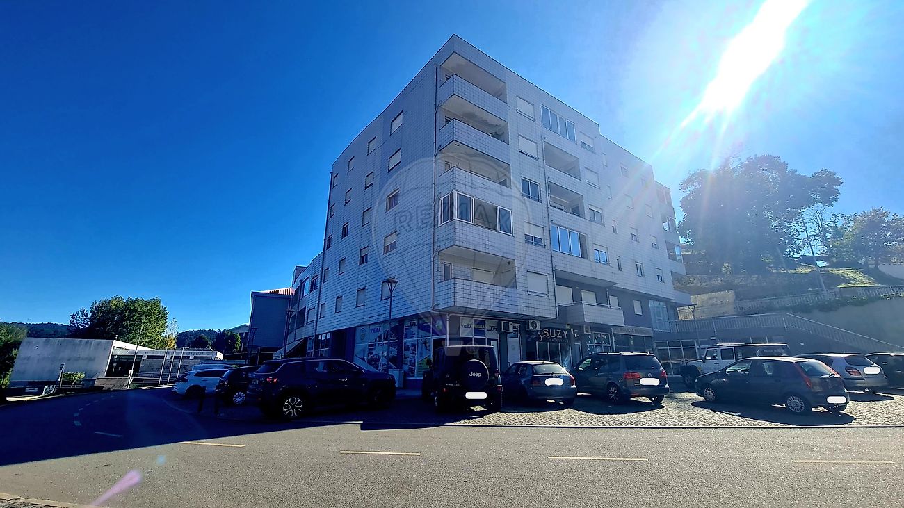 Apartamento T3 à venda em Vieira do Minho