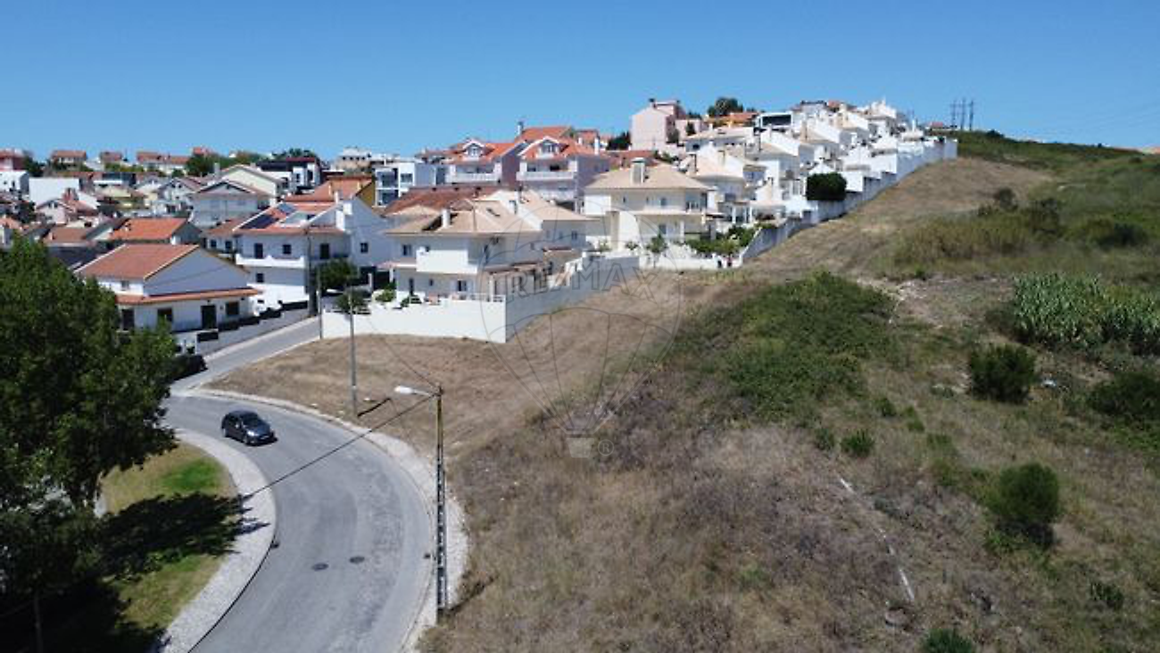 Terreno  à venda em Odivelas