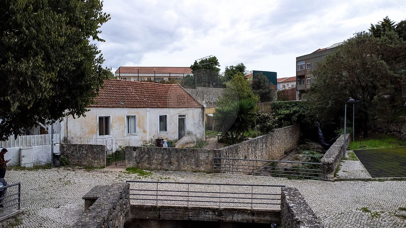 listing 125911054-721 picture-0