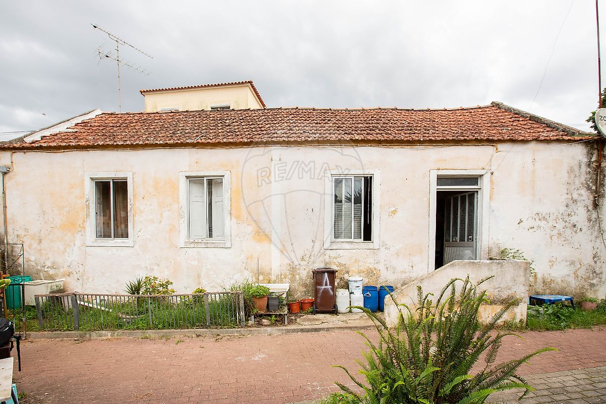 listing 125911054-721 picture-0