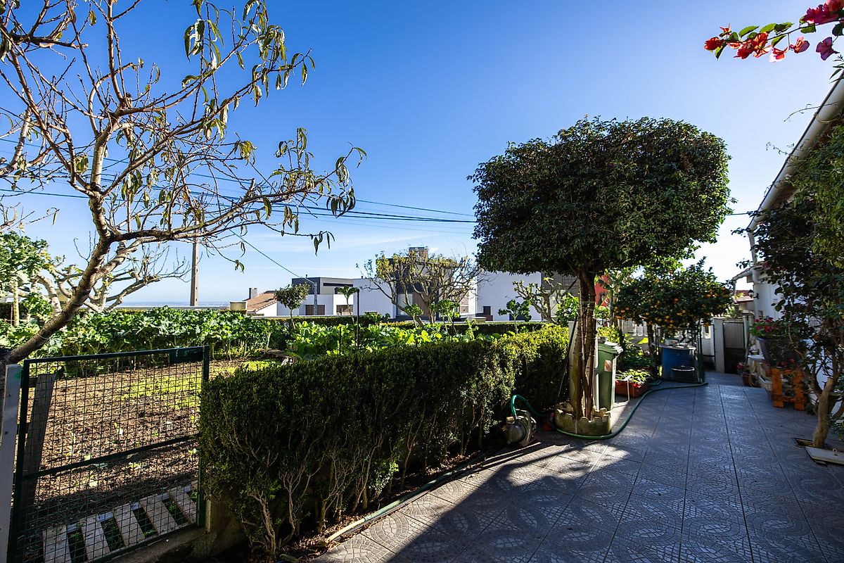 Terreno  à venda em Odivelas