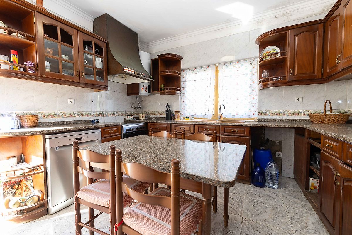 listing 125911079-6 picture-0