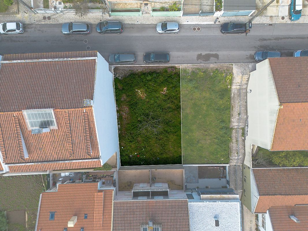 Terreno  à venda em Odivelas