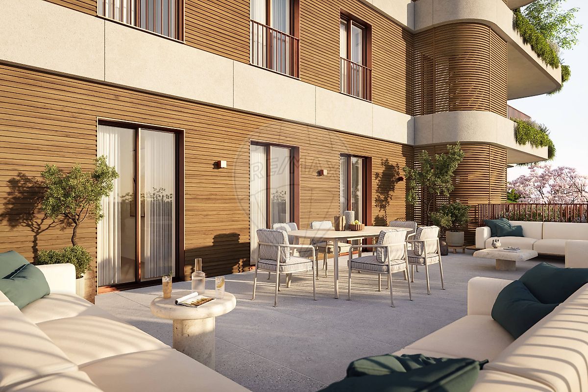 Apartamento T3 à venda em Loures