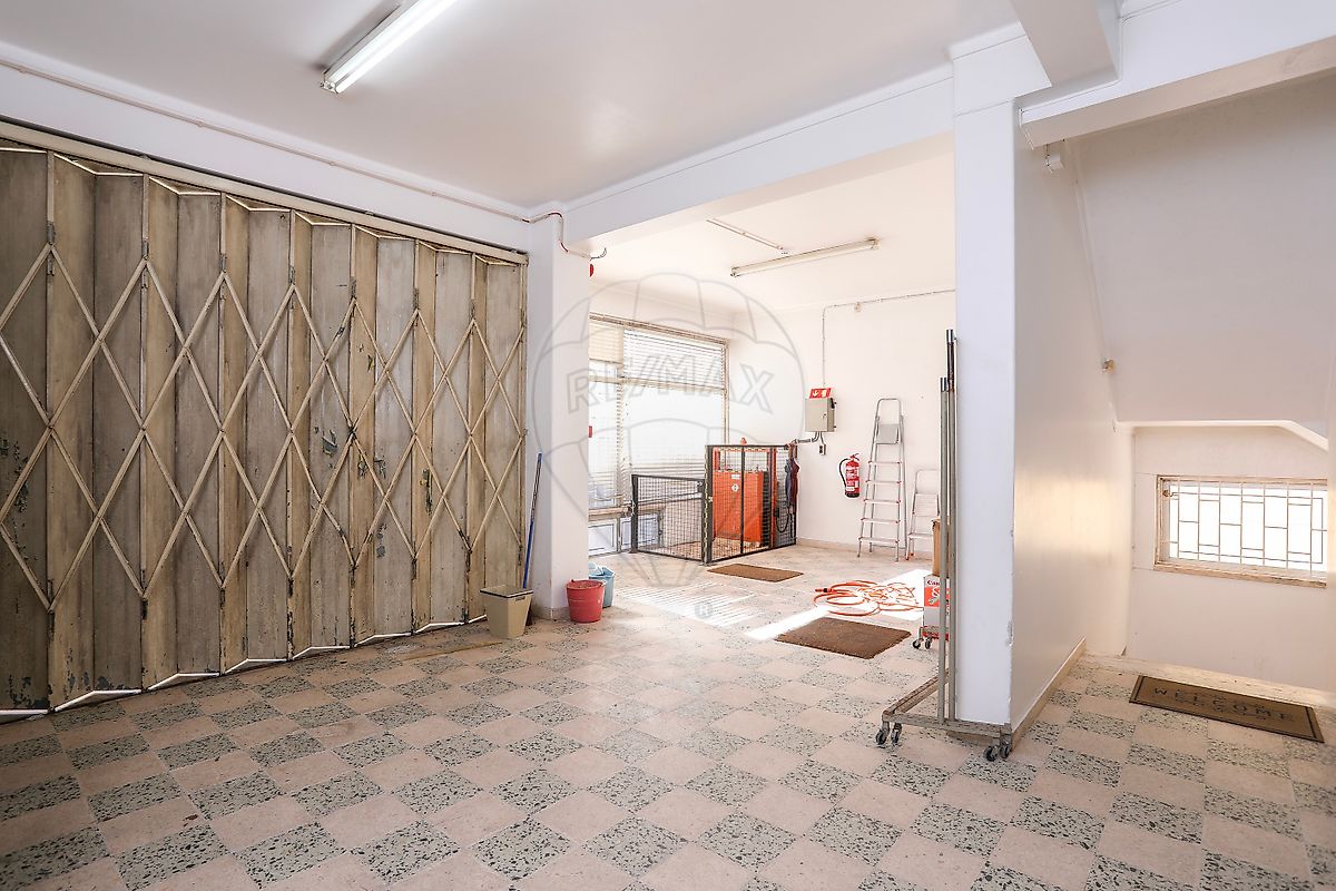 listing 125911054-1021 picture-0