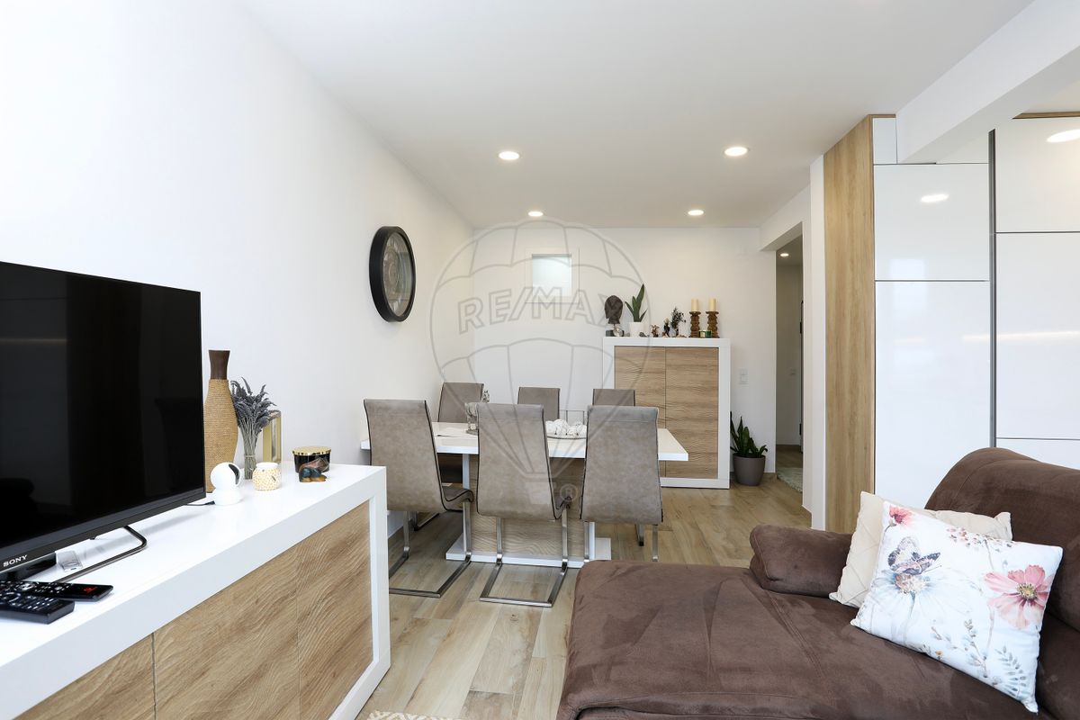 Apartamento T4 para venda