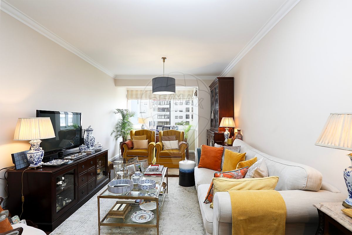 Apartamento T4 para venda
