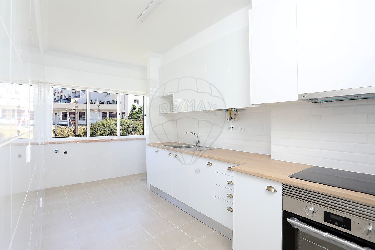 Apartamento T2 à venda em Sintra