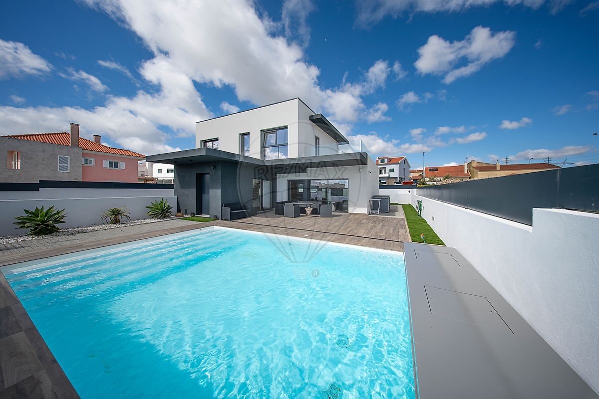 Moradia T4 à venda em Cascais