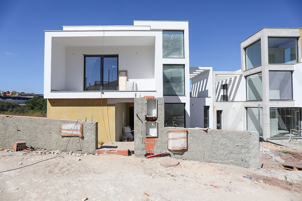 Moradia T4 para venda