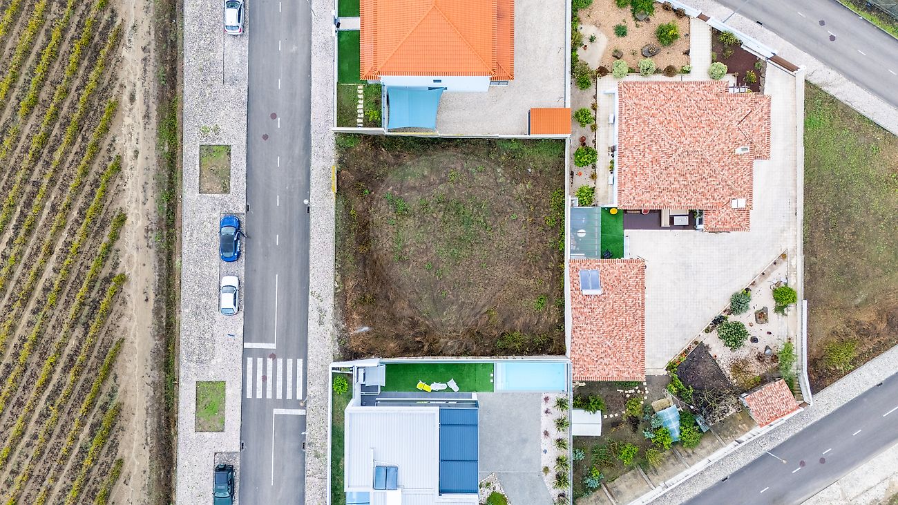 Terreno à venda em Sobral de Monte Agraço