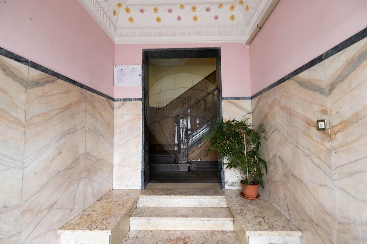Apartamento T5 à venda em Mina de Água, Amadora — foto 31