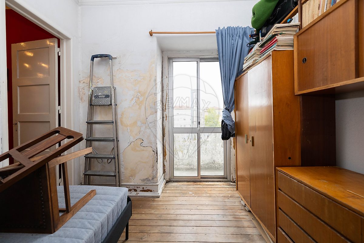 Apartamento T5 à venda em Mina de Água, Amadora — foto 8