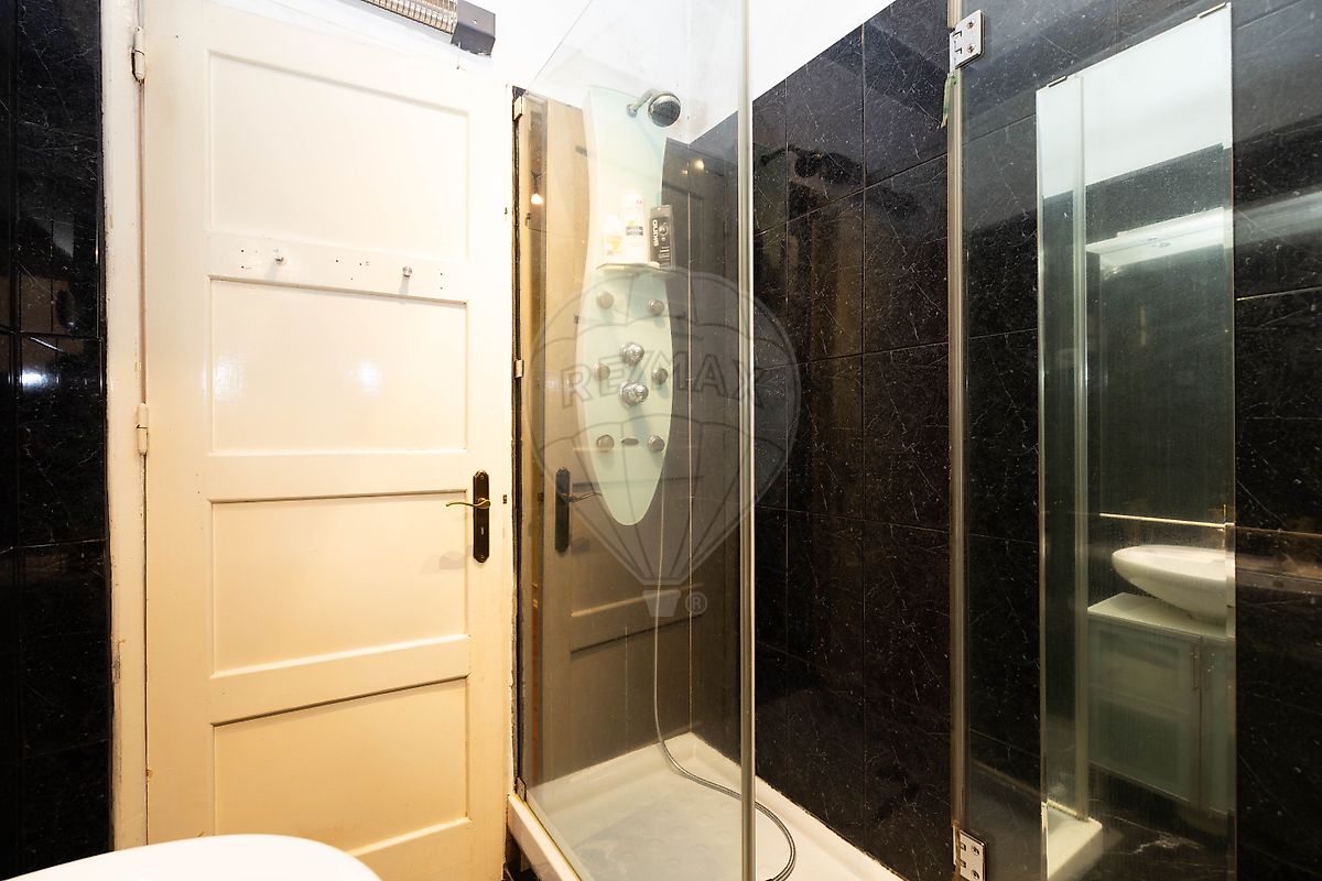 Apartamento T5 à venda em Mina de Água, Amadora — foto 25