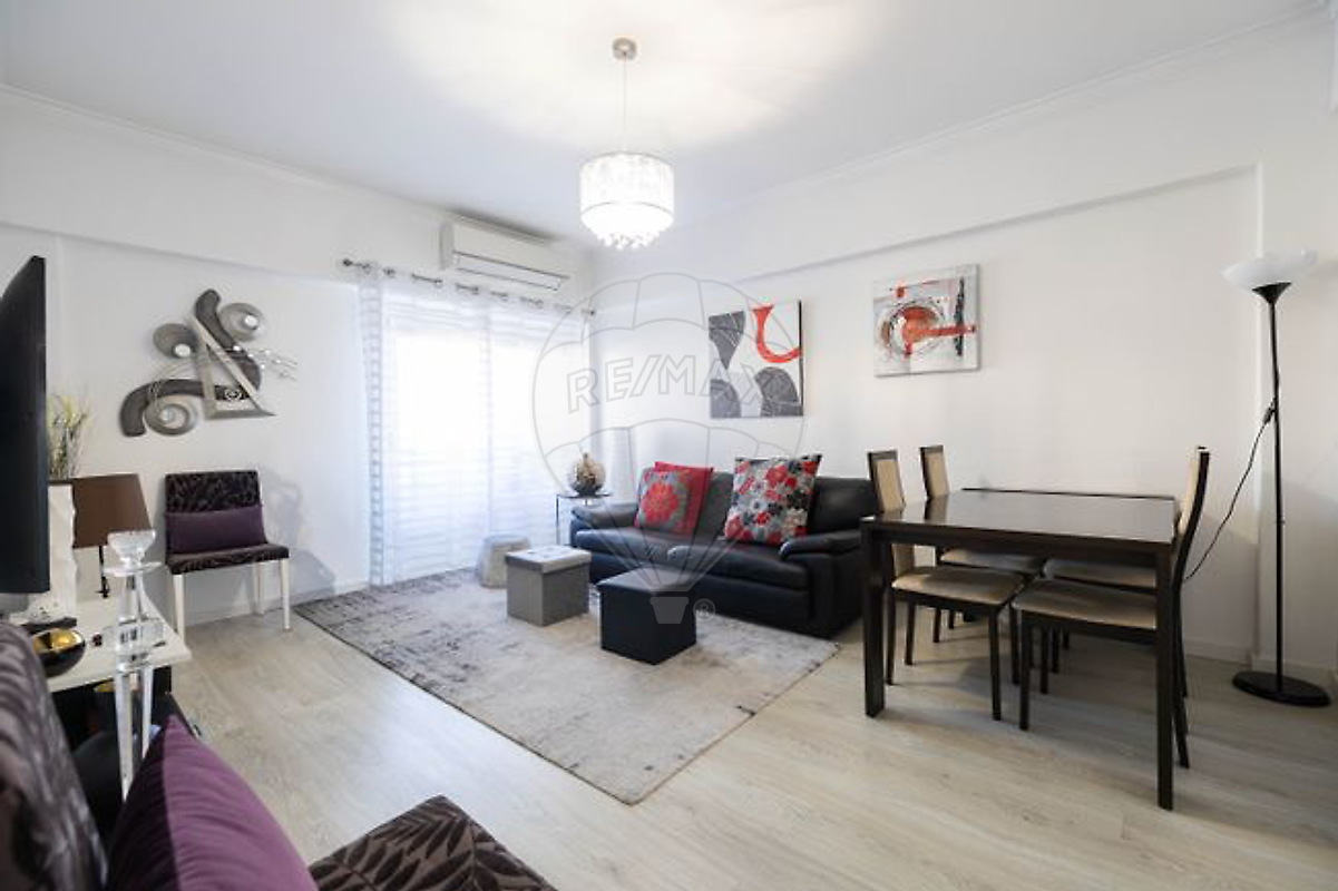 Apartamento T2 à venda em Odivelas