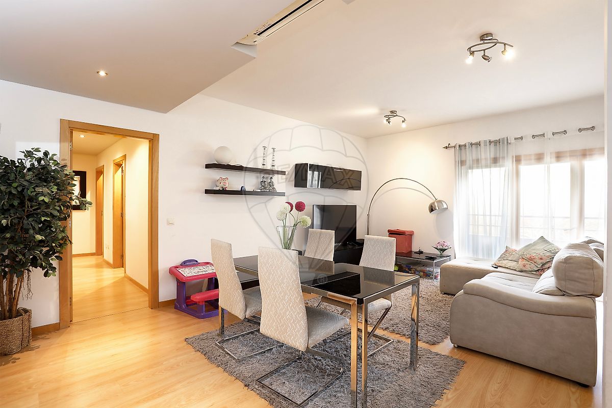 Apartamento T3 à venda em Odivelas