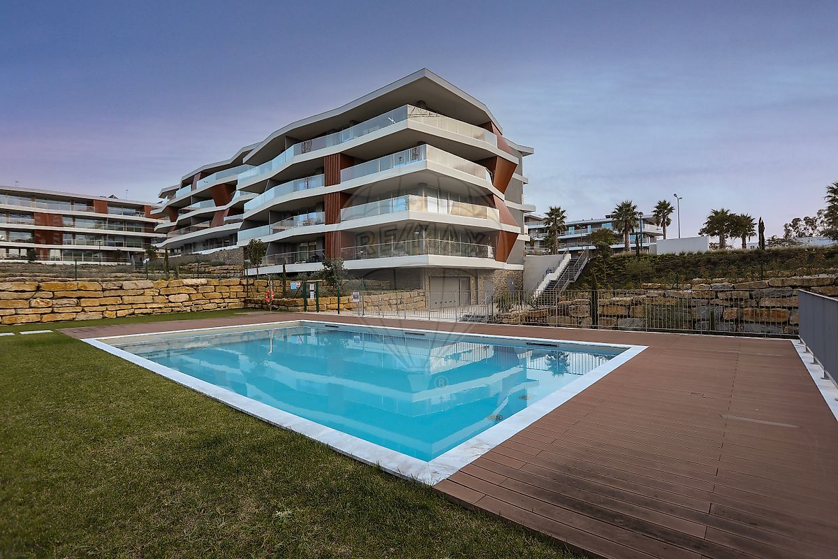 Apartamento T5 à venda em Sintra