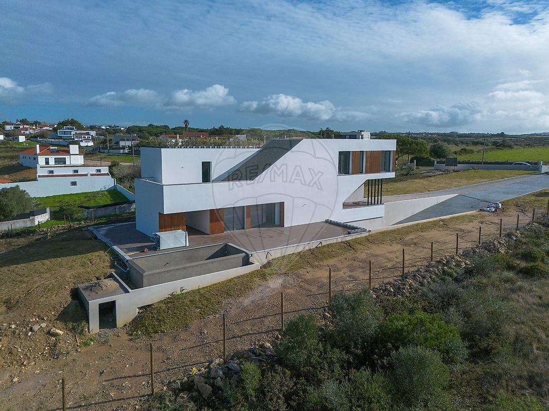 Moradia T4 à venda em Sintra