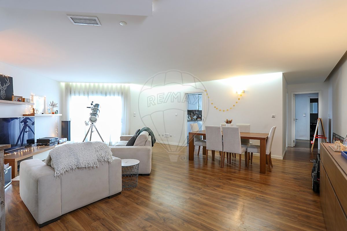 Apartamento - Ramada e Caneças, Odivelas, Lisboa