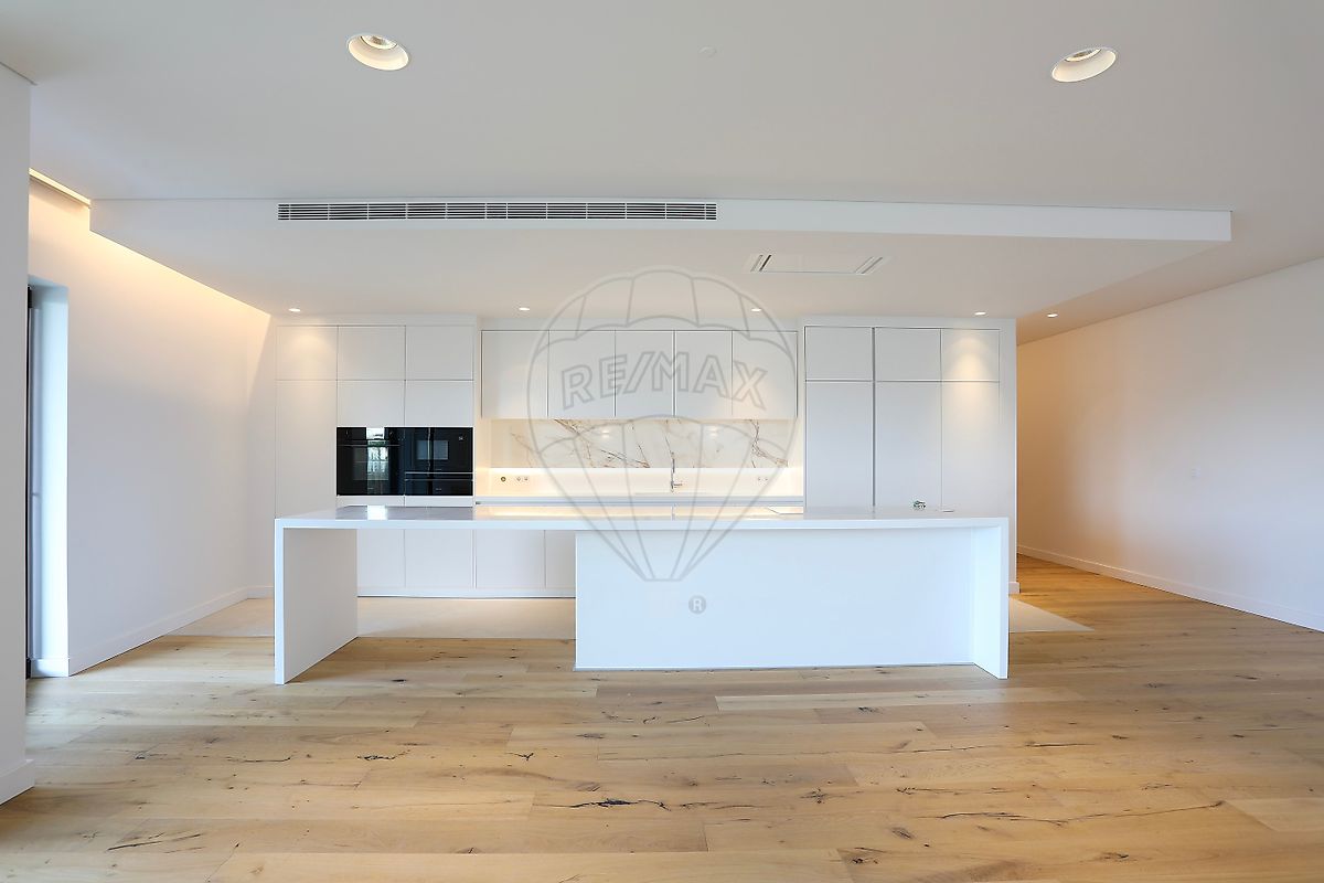 Apartamento T4 à venda em Cascais