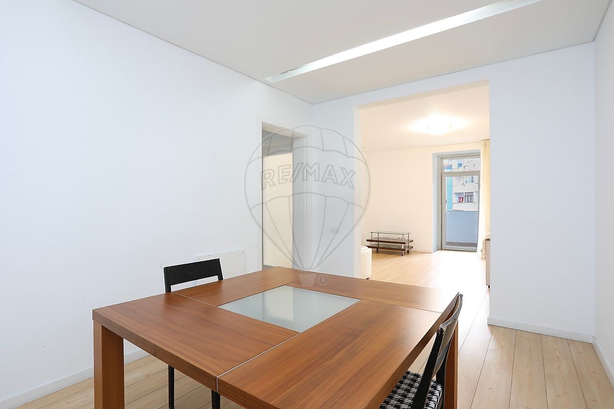 Apartamento T3 à venda em Lisboa